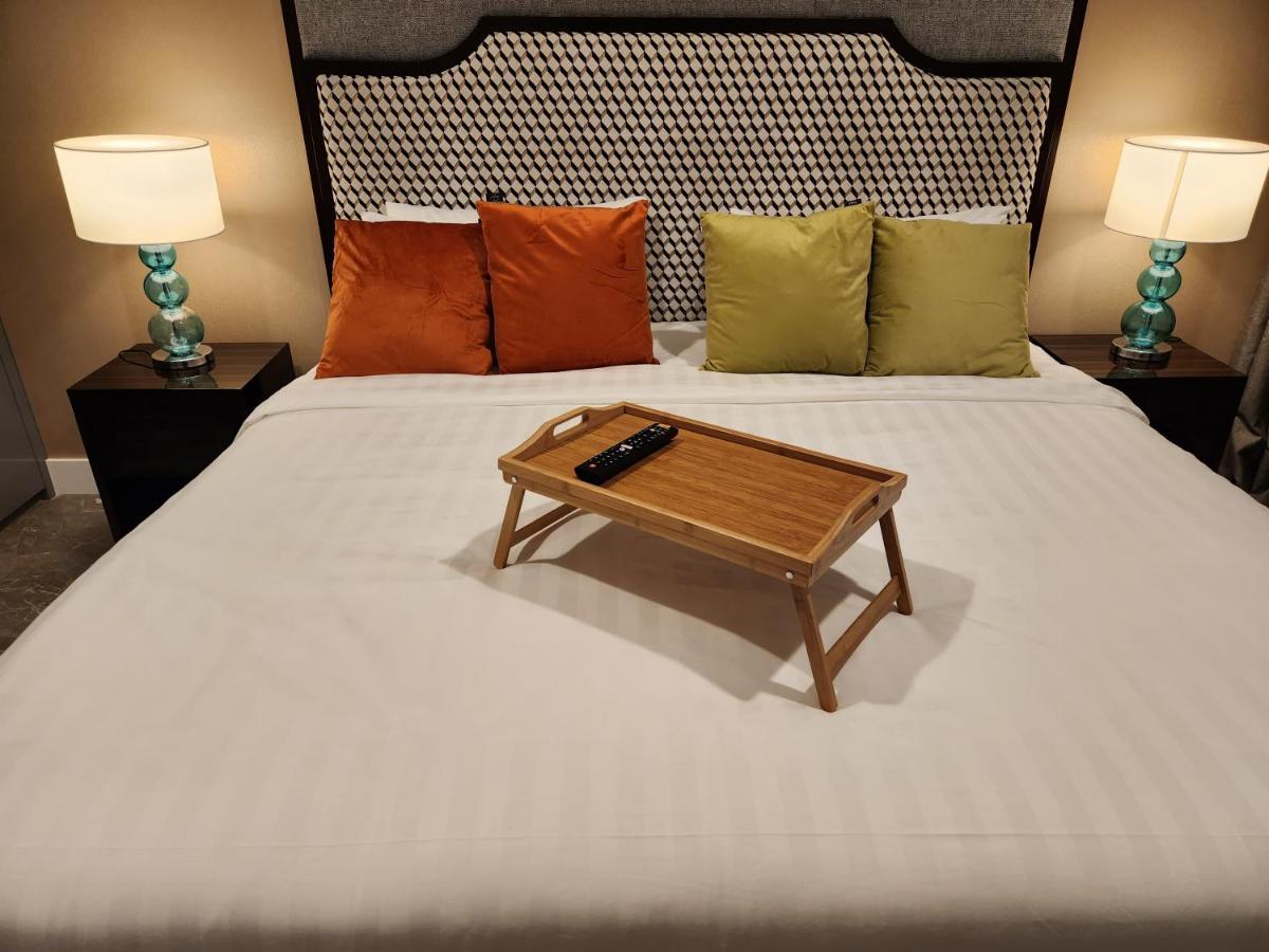 The Platinum 2 Klcc Premium Suite By Reluxe Kuala Lumpur Exterior photo