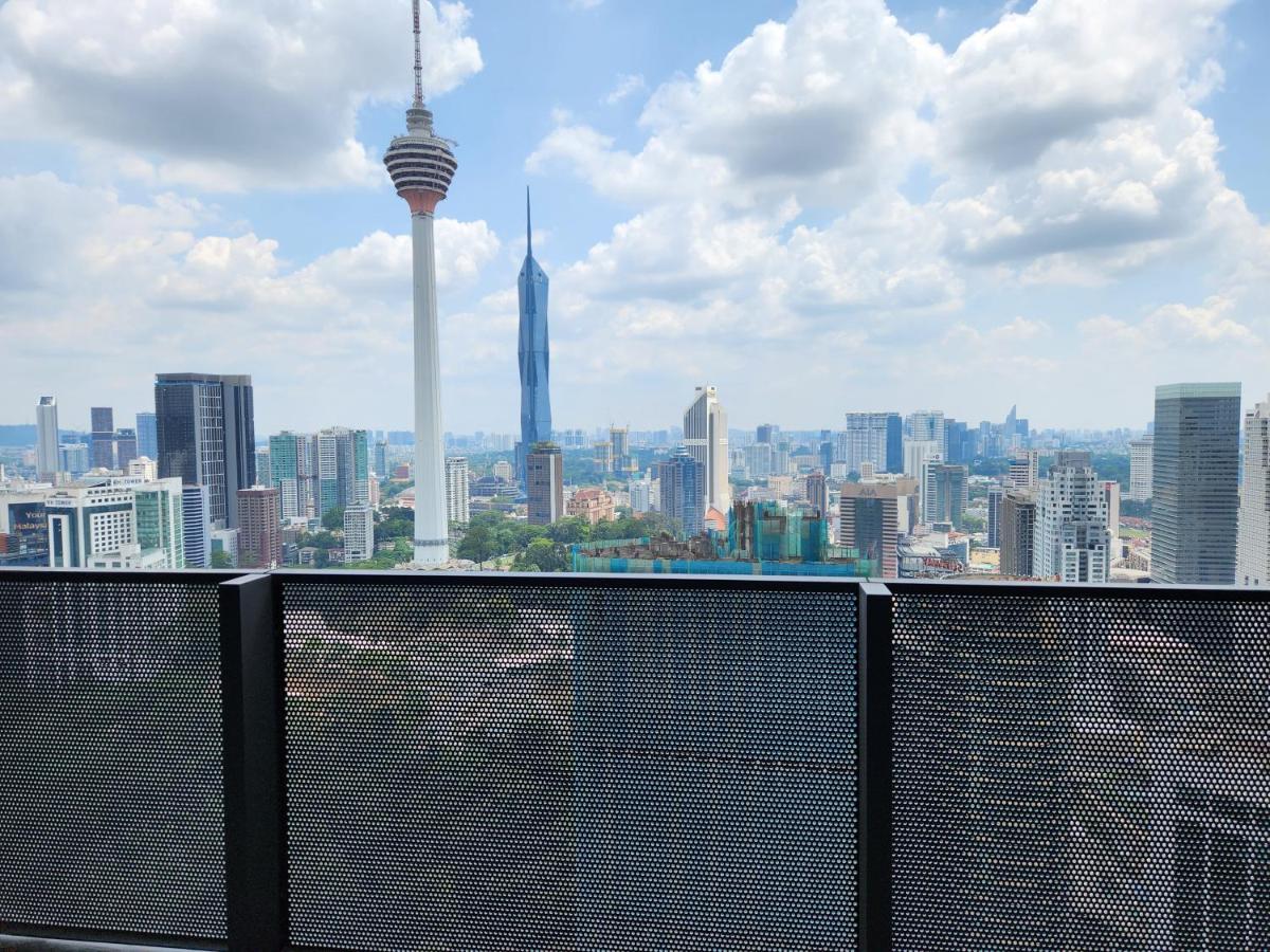The Platinum 2 Klcc Premium Suite By Reluxe Kuala Lumpur Exterior photo