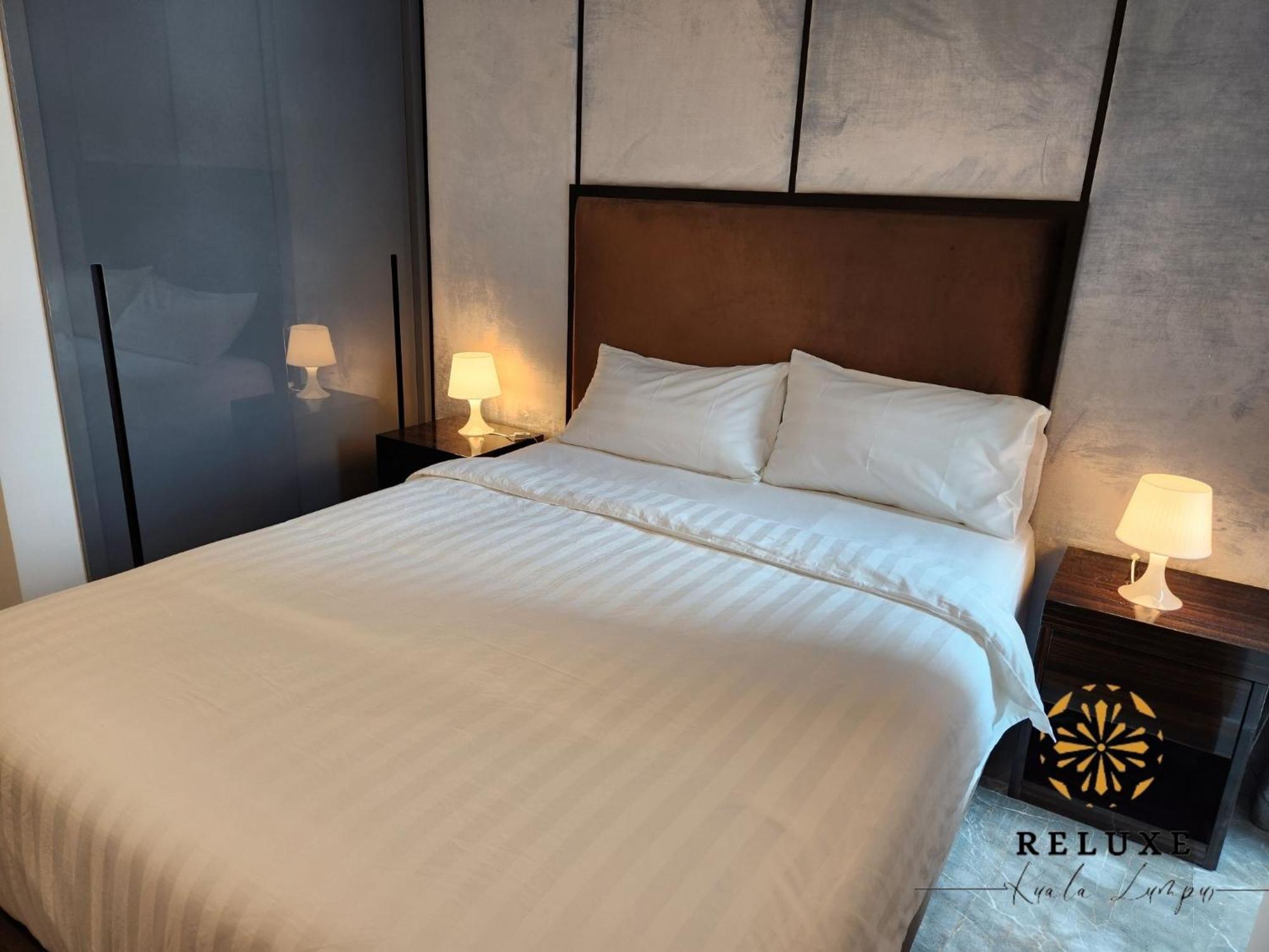 The Platinum 2 Klcc Premium Suite By Reluxe Kuala Lumpur Exterior photo