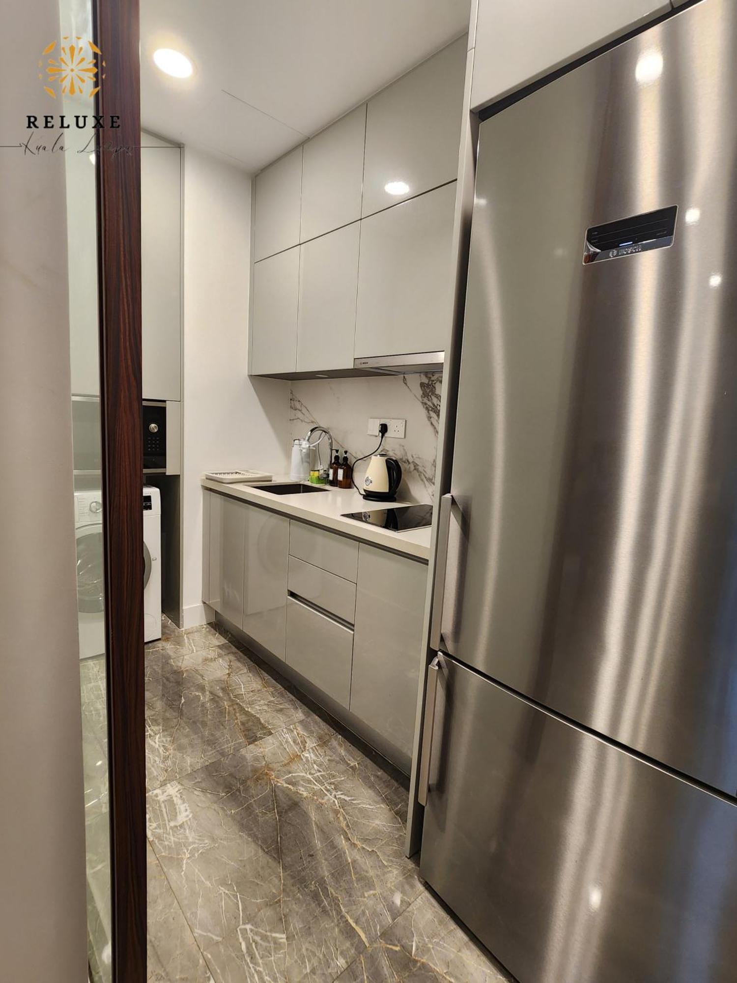 The Platinum 2 Klcc Premium Suite By Reluxe Kuala Lumpur Exterior photo
